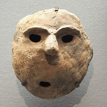 Clay mask (2000-1000 BC, Japan)