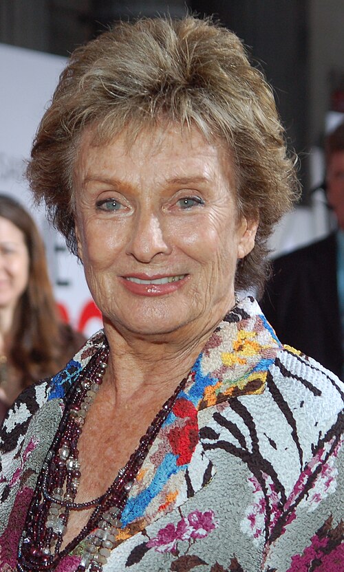 Image: Cloris Leachman June 09