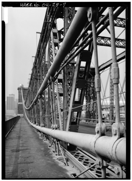 File:DETAIL VIEW LOOKING NORTH, SHOWING WEST - Cincinnati Suspension Bridge, Spanning Ohio River, Cincinnati, Hamilton County, OH HAER OHIO,31-CINT,45-7.tif