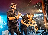 Bilder vom Zelt Musik Festival 2023 in Freiburg im Breisgau:Debout_sur_le_zinc am 14.07.2023 im Spiegelzelt