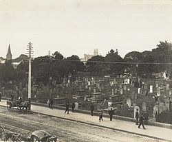 Devonshire Street Cemetery, Sydney (2742078059).jpg