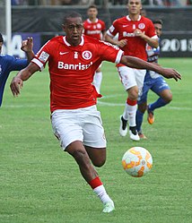 Fabricio EMELEC-INTERNACIONAL 12 (cropped) .jpg