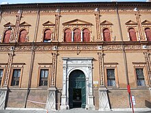 Facciata di Palazzo Roverella (частный) .jpg