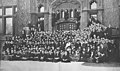 Freshman Class group photo, Cap and Gown 1915 University of Chicago yearbook (page 127 crop).jpg