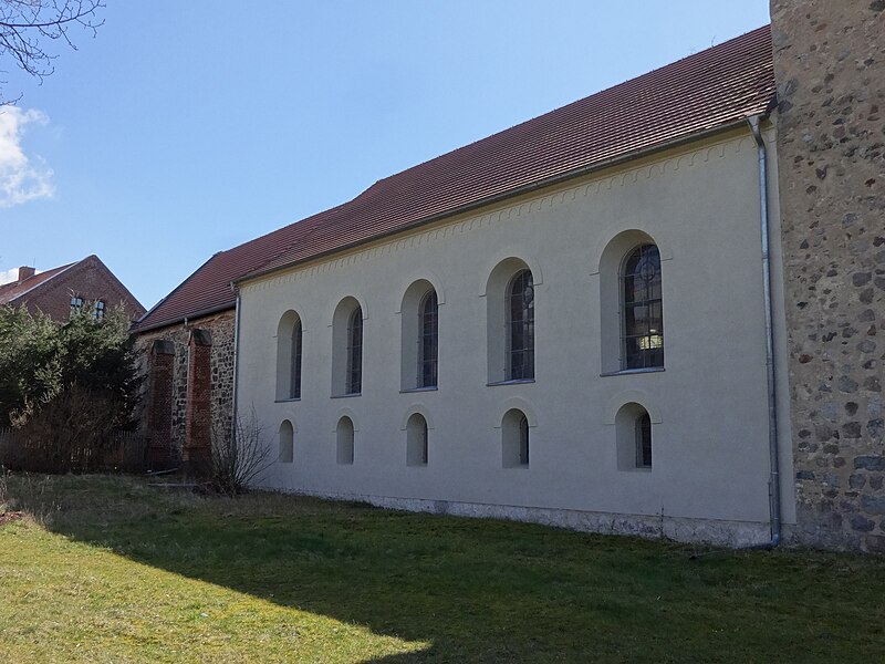 File:Görzke Dorfkirche Nordansicht.JPG