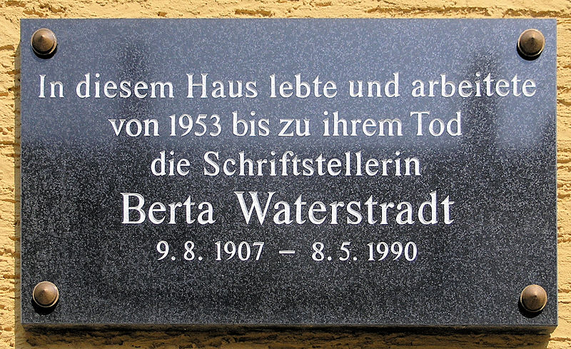 File:Gedenktafel Altheider Str 21 (Adlh) Berta Waterstradt.JPG