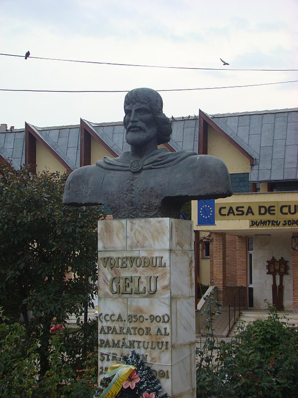 Gelou. Statuary in Gilău, Romania