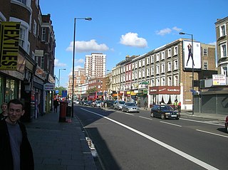 <span class="mw-page-title-main">Goldhawk Road</span> Road in west London