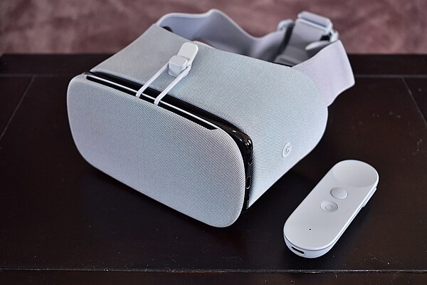 Daydream vr. Daydream ВР. Google Daydream. Google Daydream коробка. Daydream view - 2017.