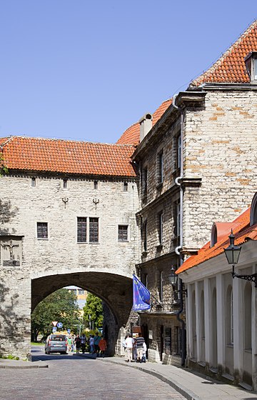 File:Gran Puerta Costera, Tallinn, Estonia, 2012-08-05, DD 02.JPG