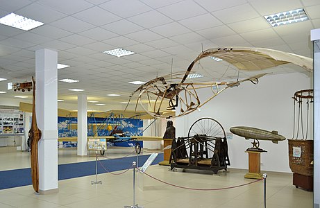Центральный музей Военно-воздушных сил РФ в посёлке Монино