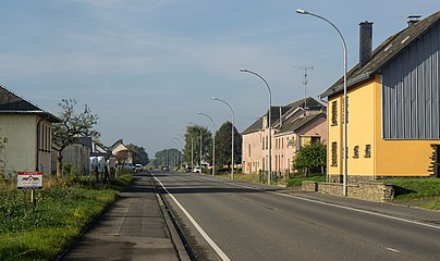 D'Haaptstrooss zu Heesdref