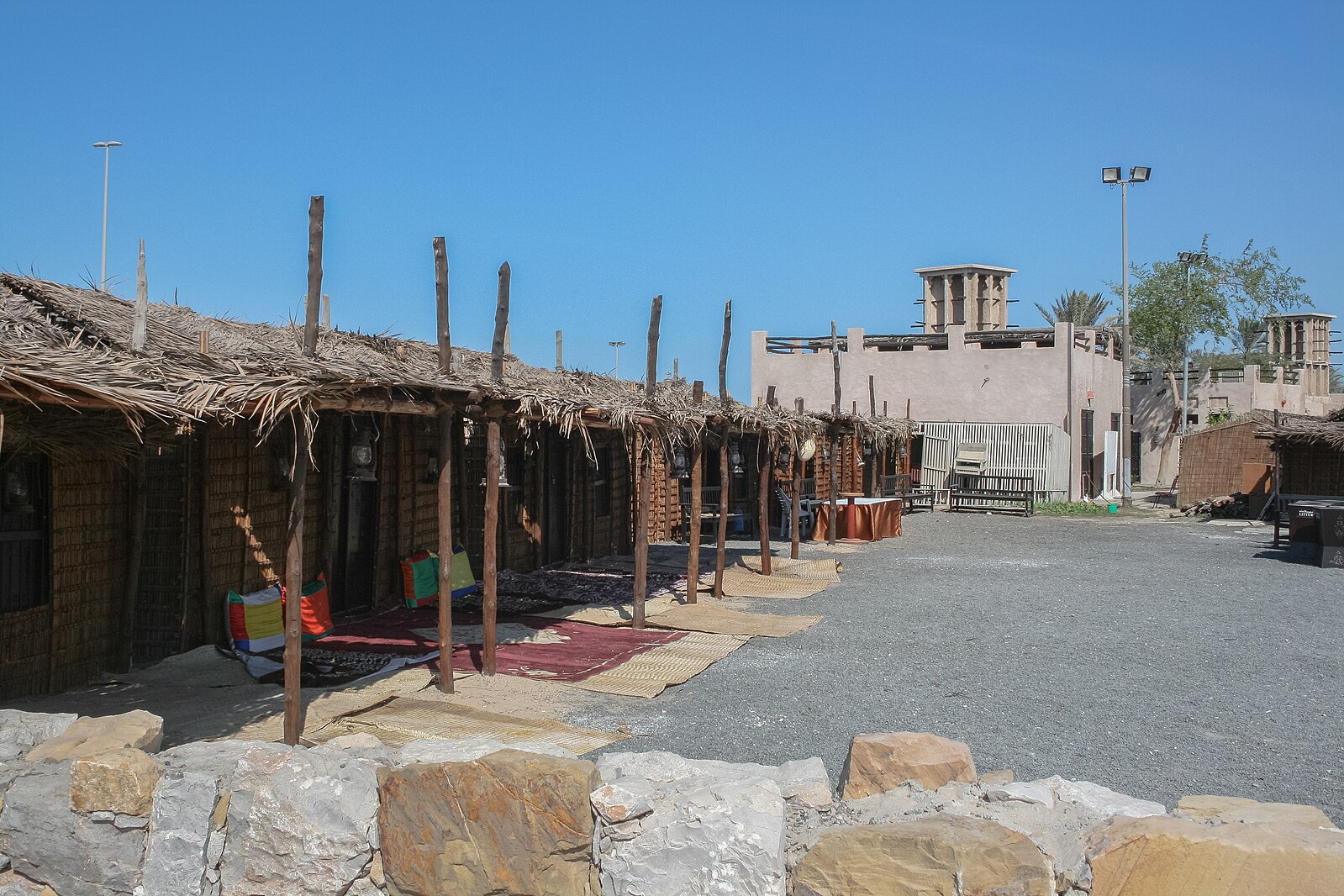 Деревня наследия в Дубае. Деревня наследия Heritage Village. Heritage Village Дубай. Историко-этнографическая деревня в Абу-Даби. Heritage village