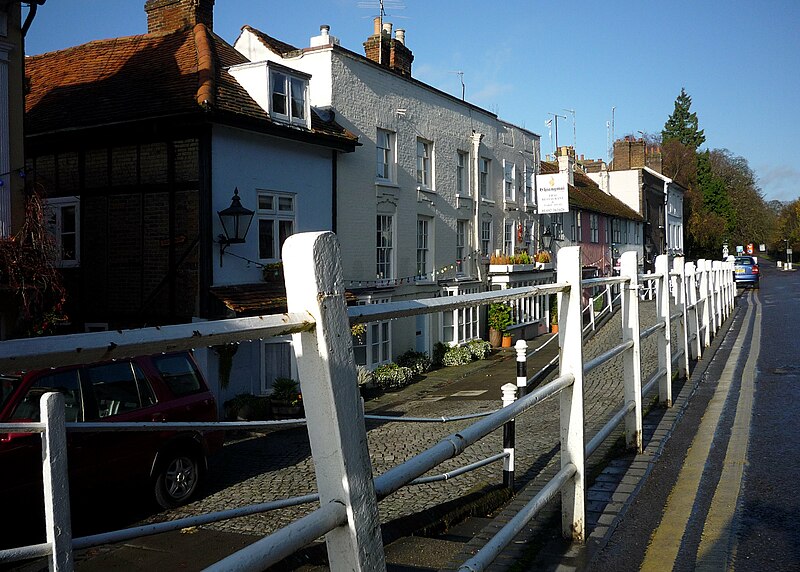 File:High Street, Hemel Hempstead.jpg