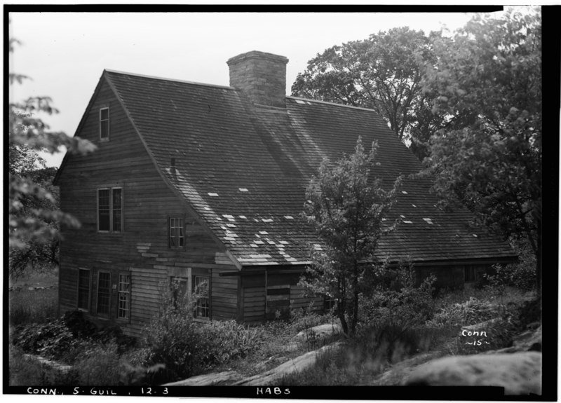 File:Historic American Buildings Survey James Rainey, Photographer May 12, 1936 VIEW FROM SOUTHEAST - SIDE + REAR - Acadian House, Union Street, Guilford, New Haven County, CT HABS CONN,5-GUIL,12-3.tif