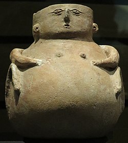 Hohokam human figurative jar, 300-900 CE, Heard Museum.JPG