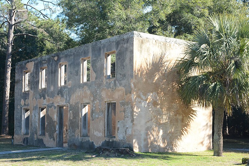 File:Horton House outside.JPG