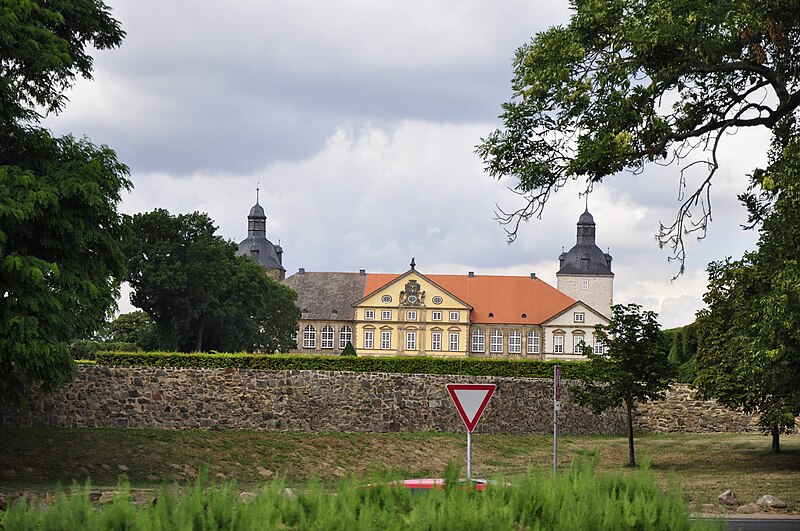 File:Hundisburg44 DSC0732.JPG