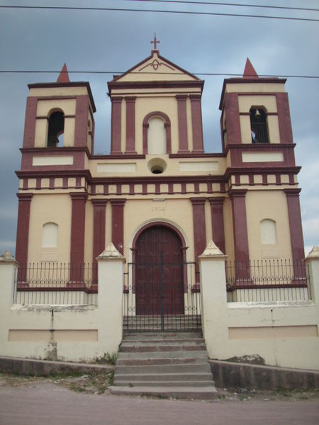 File:Iglesia de Tomalá, Lempira.JPG