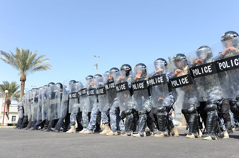 File:Iraqi police officers practice riot control techniques in Ramadi, Iraq, March 3, 2011 110303-A-TO648-024.jpg