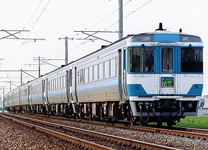 JR shikoku kiha185 blu ishizuchi 1989.jpg