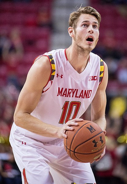 File:Jake Layman 2014.jpg