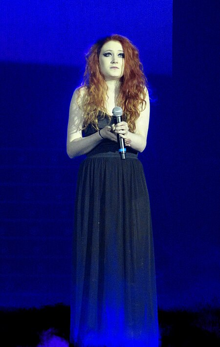 Janet Devlin.jpg