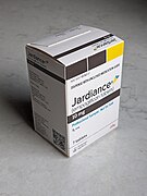 Empagliflozin, 10mg box, angle view