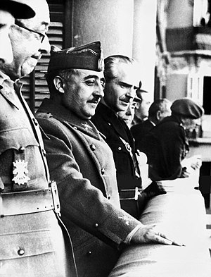 José Moscardó, Francisco Franco, Ramón Serrano Súñer (1938).jpg