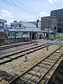 当駅0番線に設置された吉野線の0kmポスト