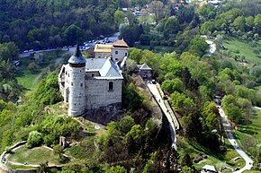 Kunětická Hora levegőből M1 -2.jpg