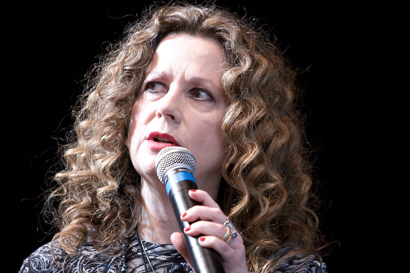 File:Laurell Kaye Hamilton 20100328 Salon du livre de Paris 3.jpg