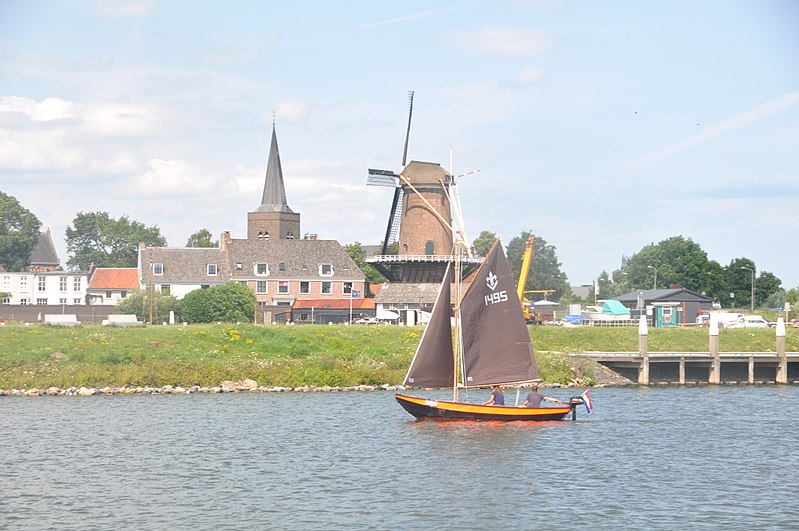 File:Lelievlet 1495 SIROCCO van Scouting De IJselgroep op de Lek (01).JPG