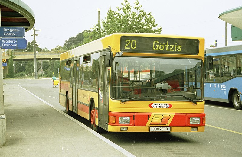 File:Linie 20 nach Götzis.jpg