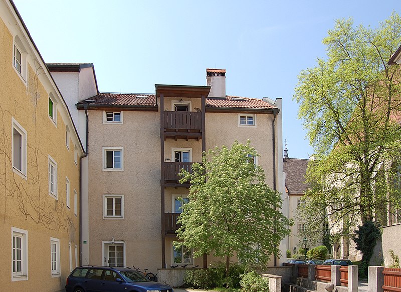 File:Mühlengasse 04 (Braunau) II.jpg