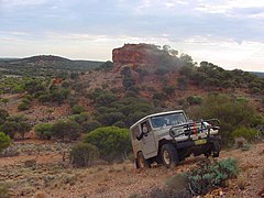 A four-wheel drive in the Gibson Desert MVC-684F.JPG