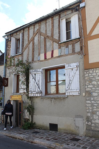 File:Maison 9 rue Jouy Provins 2.jpg