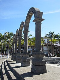 Arcos en el Malecón.