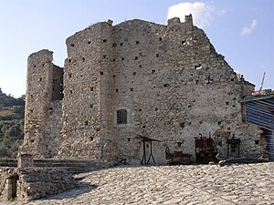 Le monastère avant restauration.