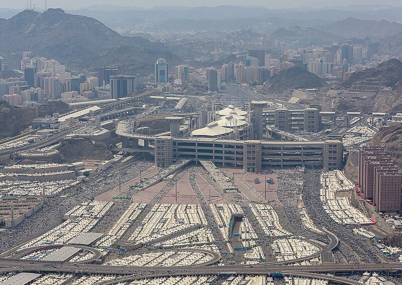 File:Mina saudi arabia.jpg