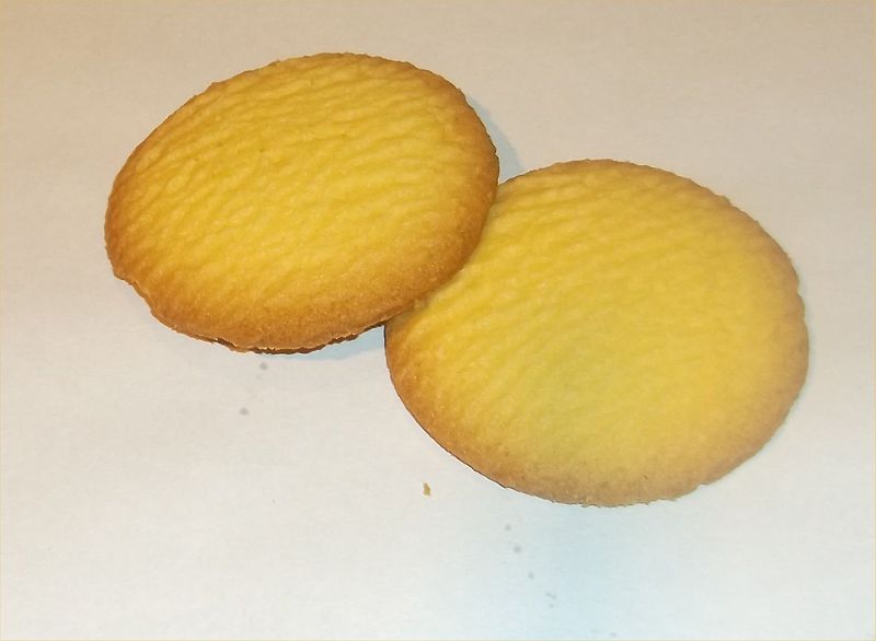 File:Morinaga moon light cookie 2014-2.jpg