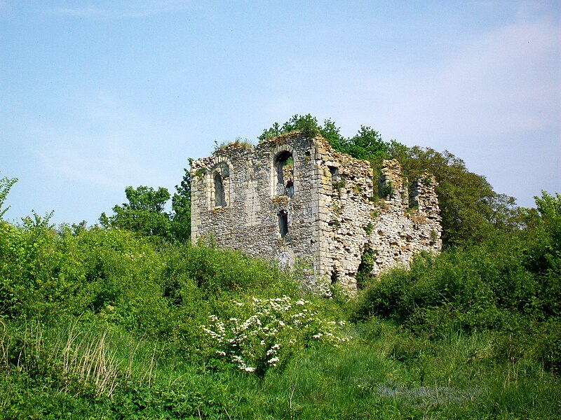 File:Mortefontaine (60), tour carrée de Montmélian.jpg