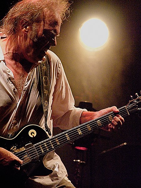 File:Neil Young 2008 Firenze.jpg