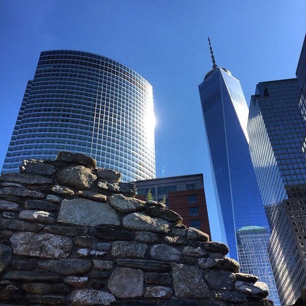 File:One World Trade Center and Goldman Sachs Headquarters, Manhattan.jpg