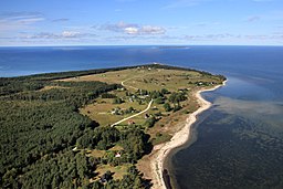 Spithamnsudden med ön Odensholm i horisonten.
