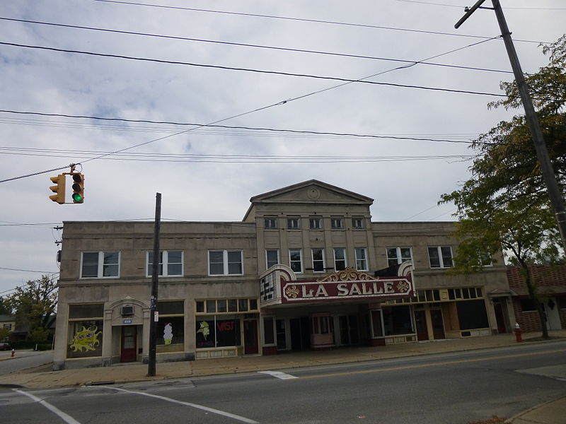 File:P1010743 - LaSalle Theatre Building.JPG