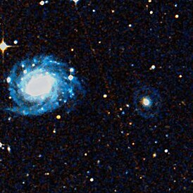 Изображение с Pan-STARRS: PGC 1000714 (справа) и NGC 3660 (слева). На этом изображении видны только внешние кольца.