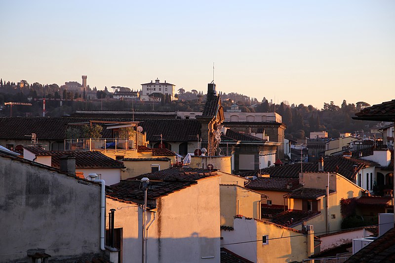 File:Palazzo arrighetti-gaddi, terrazza, veduta su san gaetano e forte belvedere.jpg