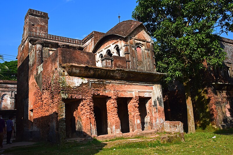 File:Panam Nagor old building.jpg