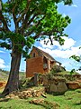 Petite maison rouge, Antananarivo, Madagascar (25814881010).jpg